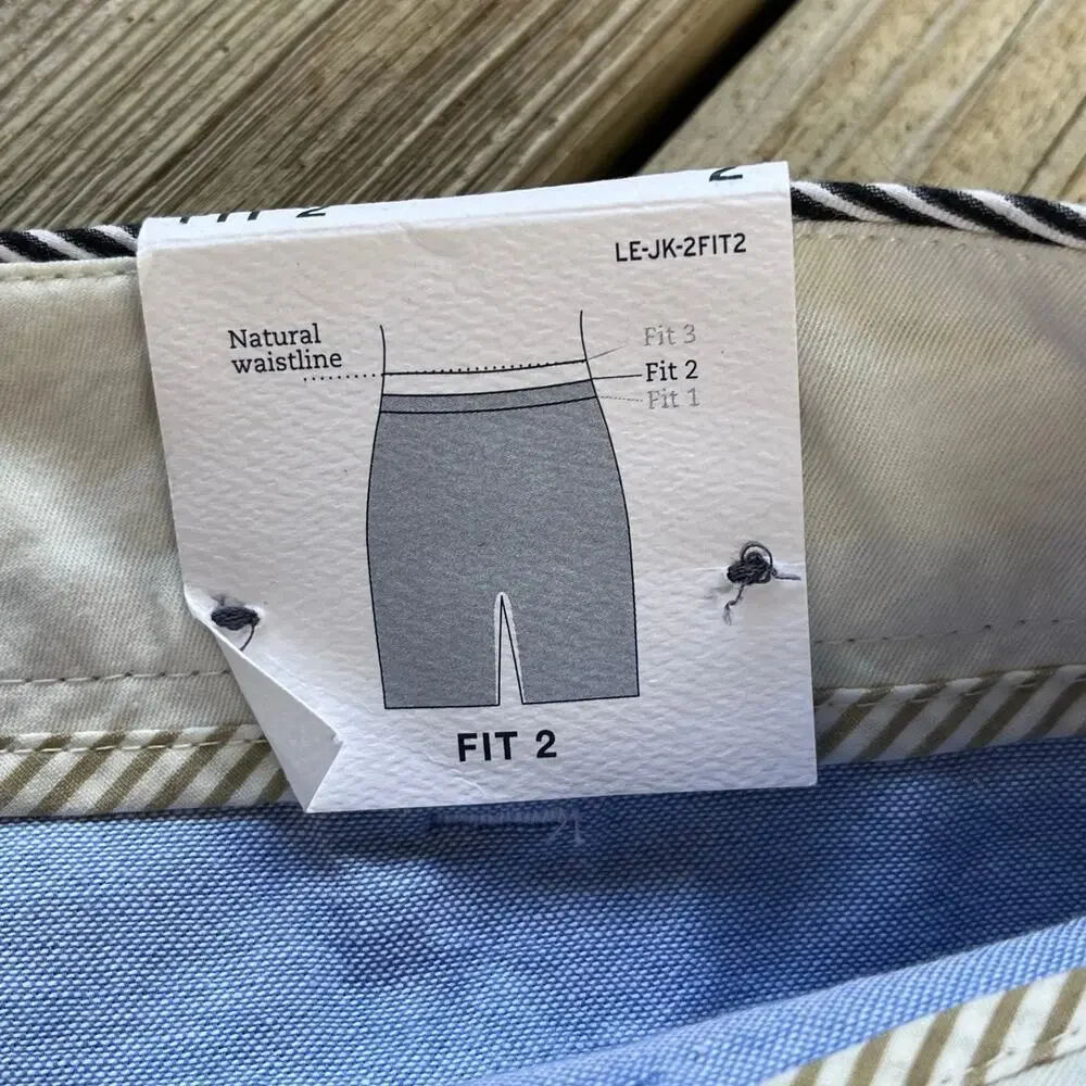 Lands End Women's Bedford Bermuda Shorts Navy Stripe Fit 2. NEW!